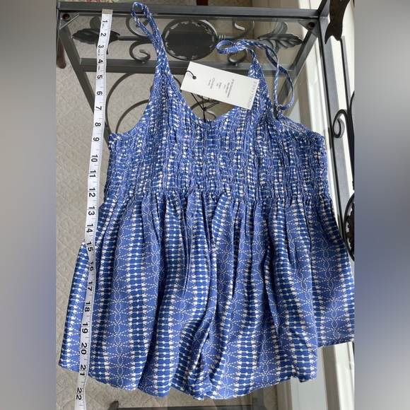 Kendall & Kylie tank top. - Picture 3 of 6